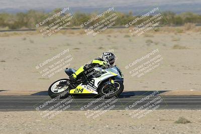 media/Nov-02-2025-CVMA (Sun) [[337aff29ab]]/Race 17-Amateur Supersport Middleweight/